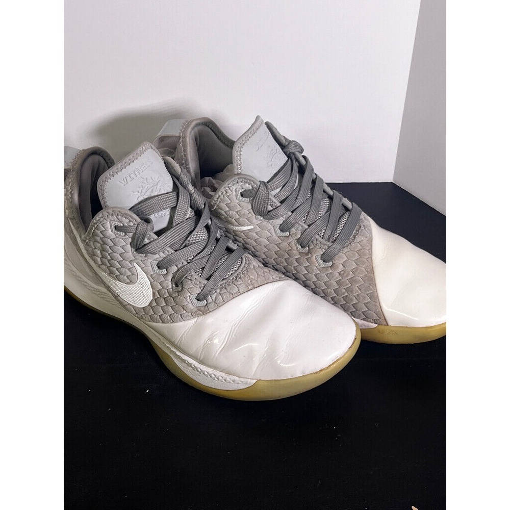 Size‎ 9.5 - Nike LeBron Witness 3 White Chrome